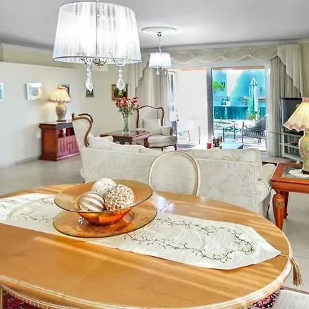 Playa De Fanabe Sleeps 5 Pool Air Con Wifi Villa