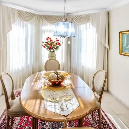Villa Playa De Fanabe Sleeps 5 Pool Air Con Wifi