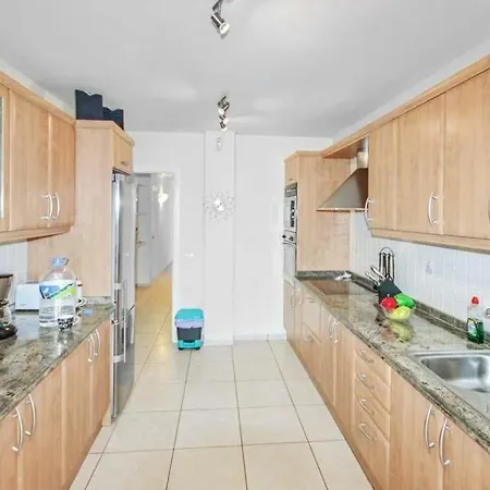 Playa De Fanabe Sleeps 5 Pool Air Con Wifi